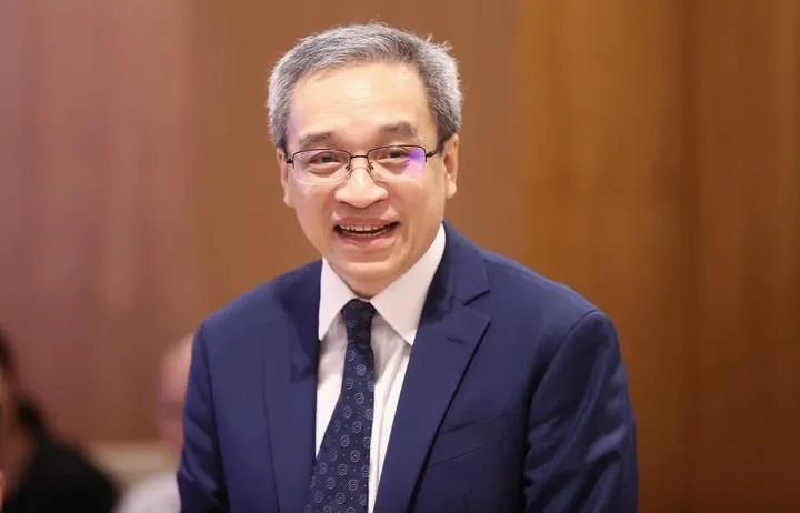 Thứ trưởng Bộ TT&amp;TT Phan Tâm phát biểu tại lễ ký kết