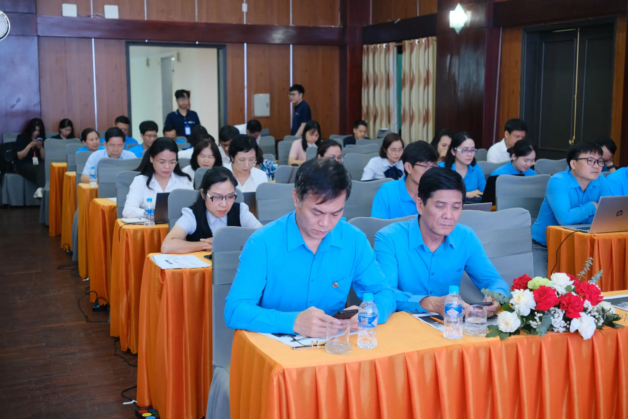 Phổ biến tri thức